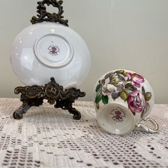 Vintage ROSINA Pink and White Magnolia Bone China footed Teacup & Saucer - Picture 4 of 12